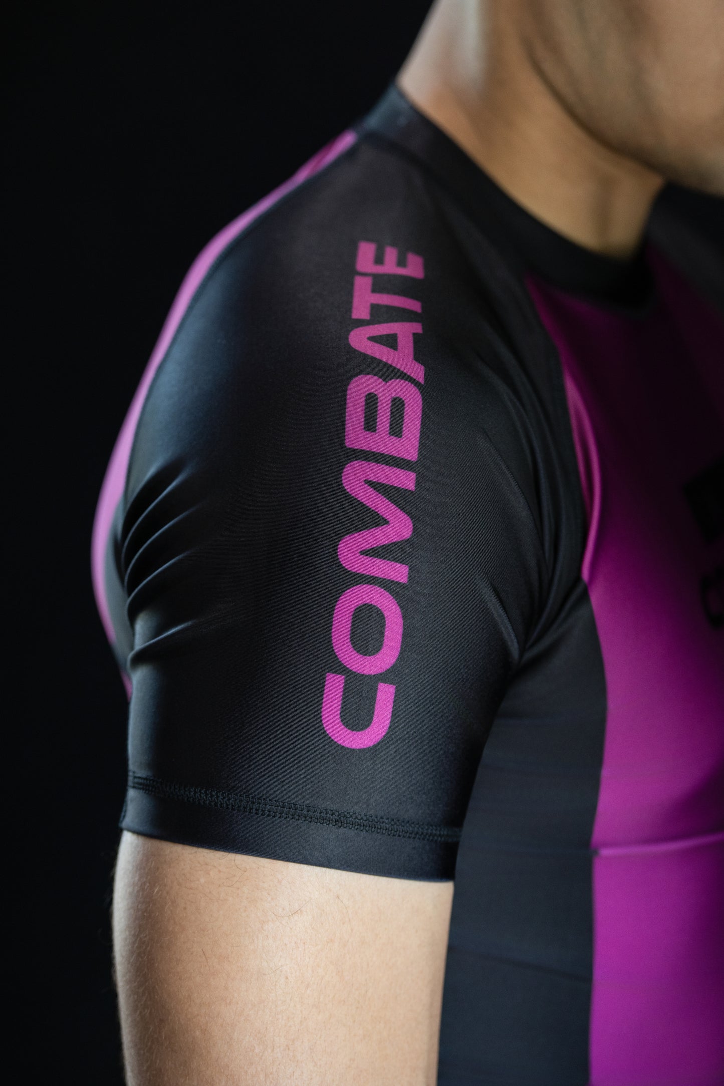 Combate Adult Pro Ranked Rash Guard