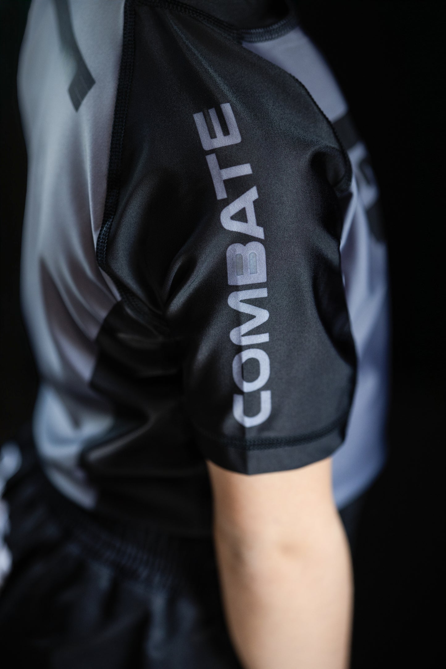 Combate Youth Ranked Rash Guard