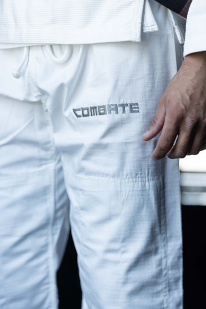 Combate Essential Gi